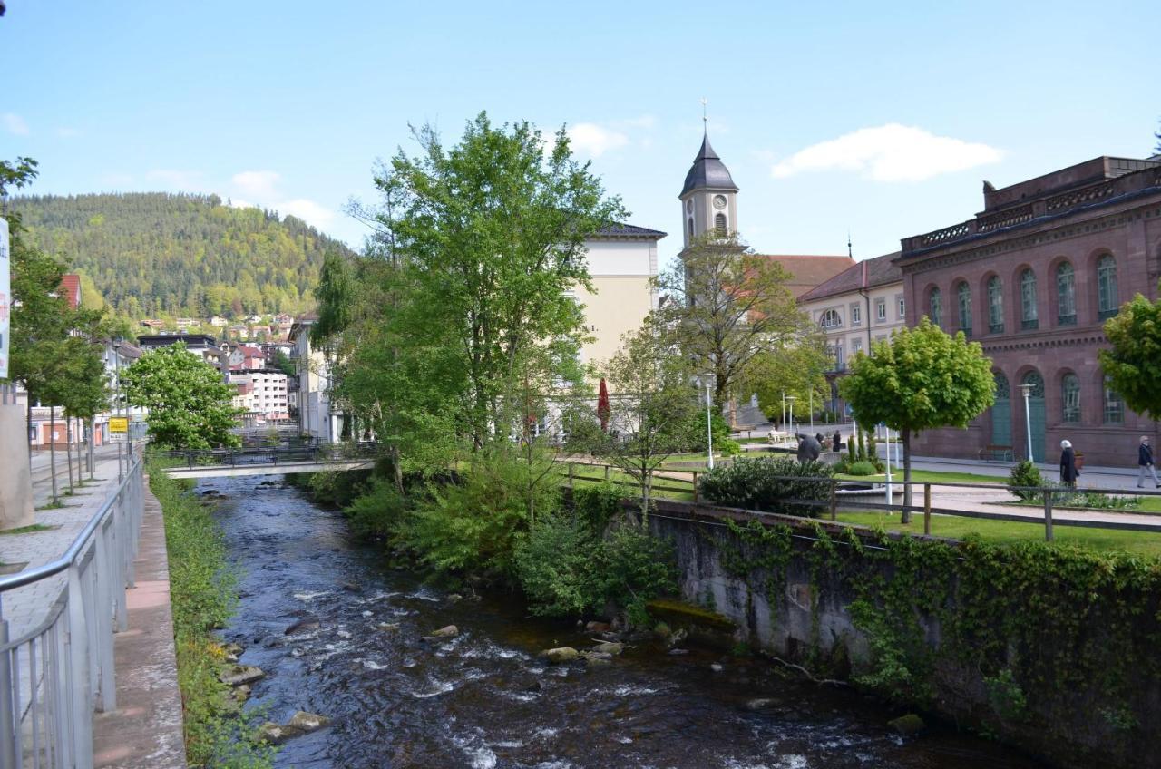 Ferienwohnung Am Kurpark Bad Wildbad Extérieur photo